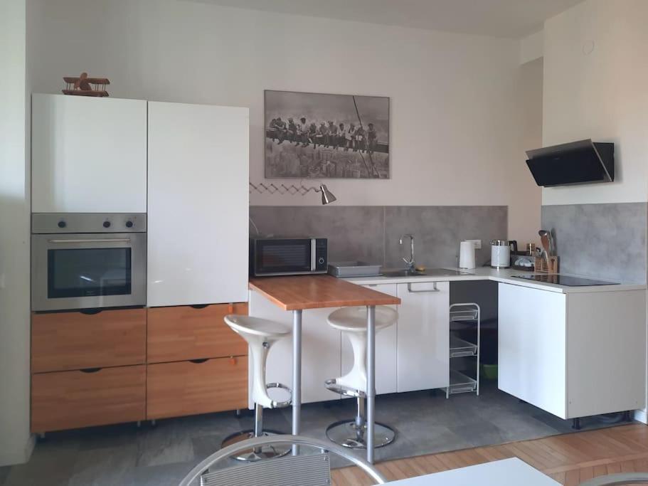 Monte Nero Apartment Milan Bagian luar foto